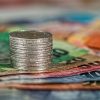 世界では現金主義はもう古い。キャッシュレス後進国に焦る経産省。個人間では新しい格差も