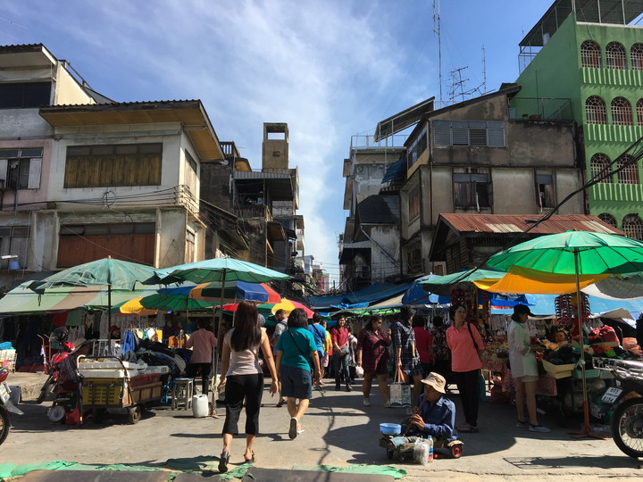 タイ旅行 ヤワラート通り サンペン市場