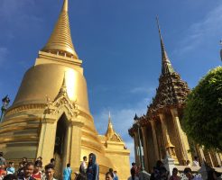 タイ旅行2日目：1/1は王宮周辺 三大寺院を参拝。ワット・プラケオ、ワット・ポーは入場料タダ♪