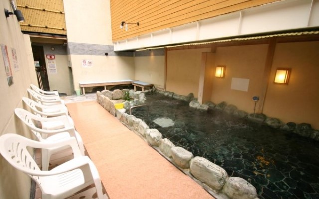 上野エリアの人気銭湯「寿湯」でサウナ＆露天風呂＆ジェットバスを楽しむ