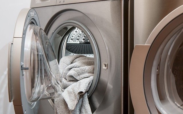 洗濯機は「ドラム式」より「タテ型」の方が洗浄力が高い