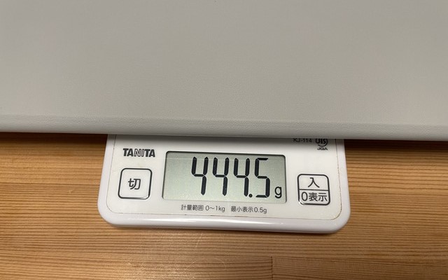 モバイルモニター「InnoView 15.6インチ ‎INVPM406」レビュー：重量