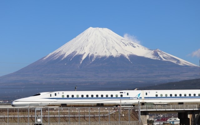 楽天トラベル「JR楽パック赤い風船」。JR新幹線・特急券と宿泊をセットで予約可能に、ANA/JALとのセットに加えて
